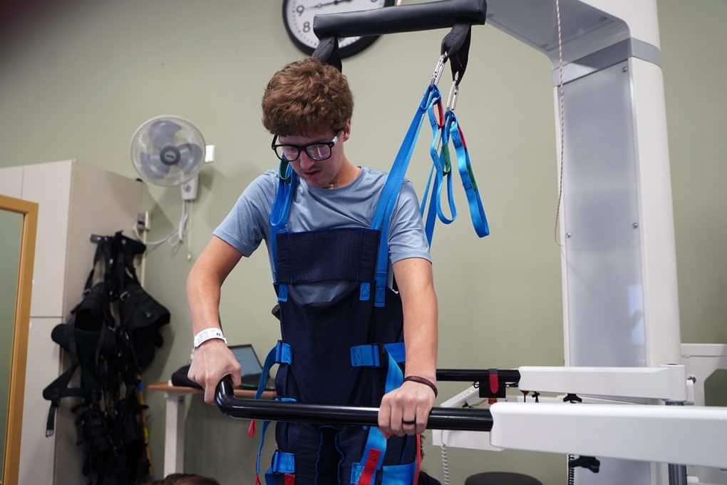 Kansas sprint car racer uses dynamic therapy to get back on track